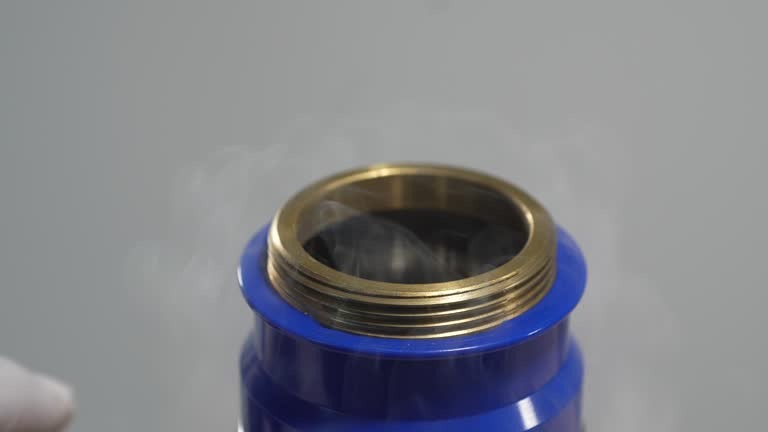 Почему веселящий газ стал частью городской культуры