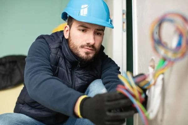 Trusted Home Electrical Contractors Serving Portland